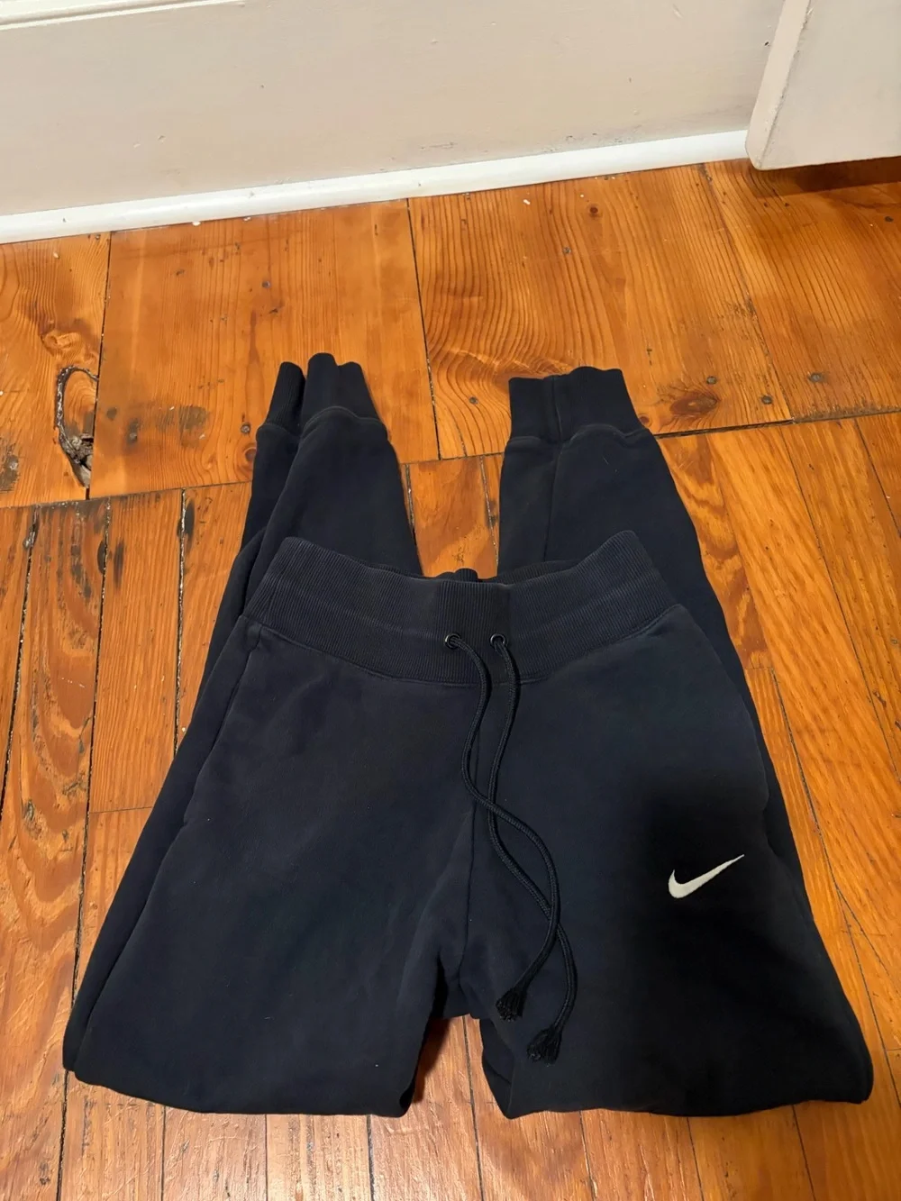 Women’s Nike sweatpants